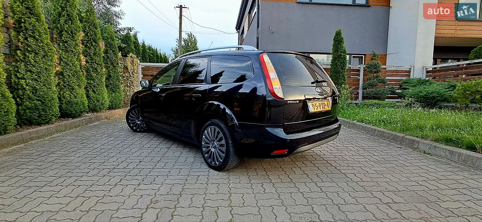 2010 Ford Focus - мініатюра 25