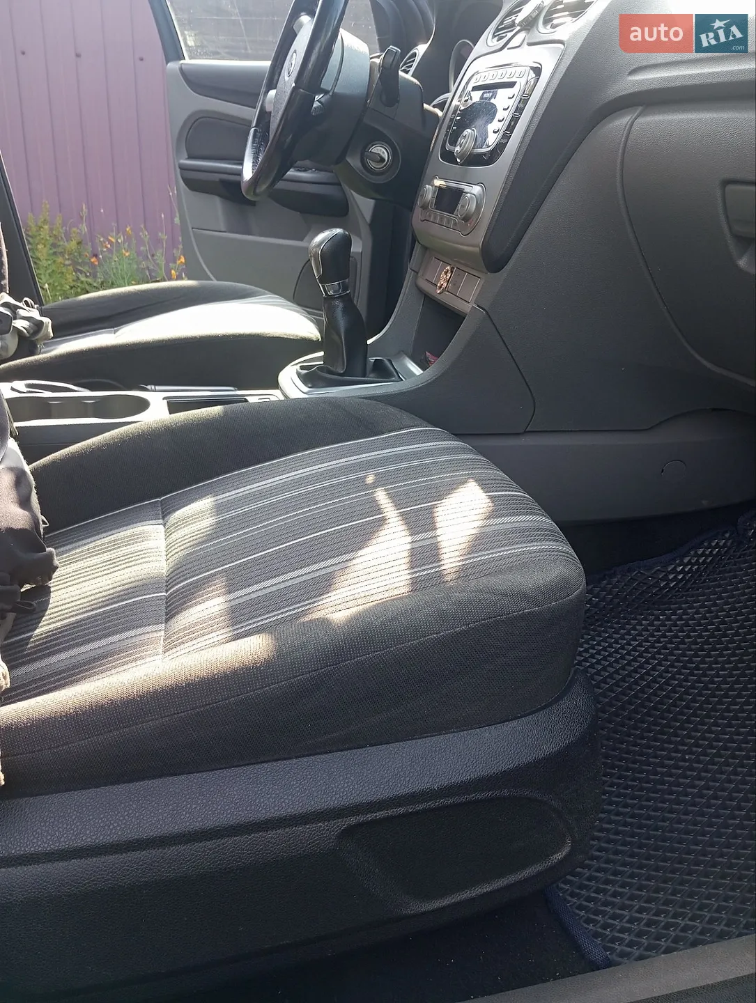 2010 Ford Focus - мініатюра 3