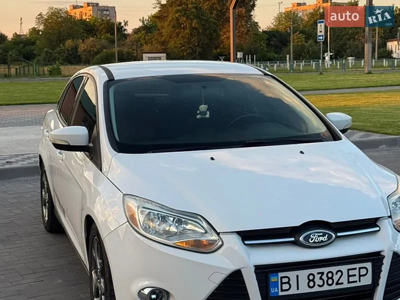 Ford Focus 2013 VIN 1FADP3R41DL382327 фото оголошення 6 з 44