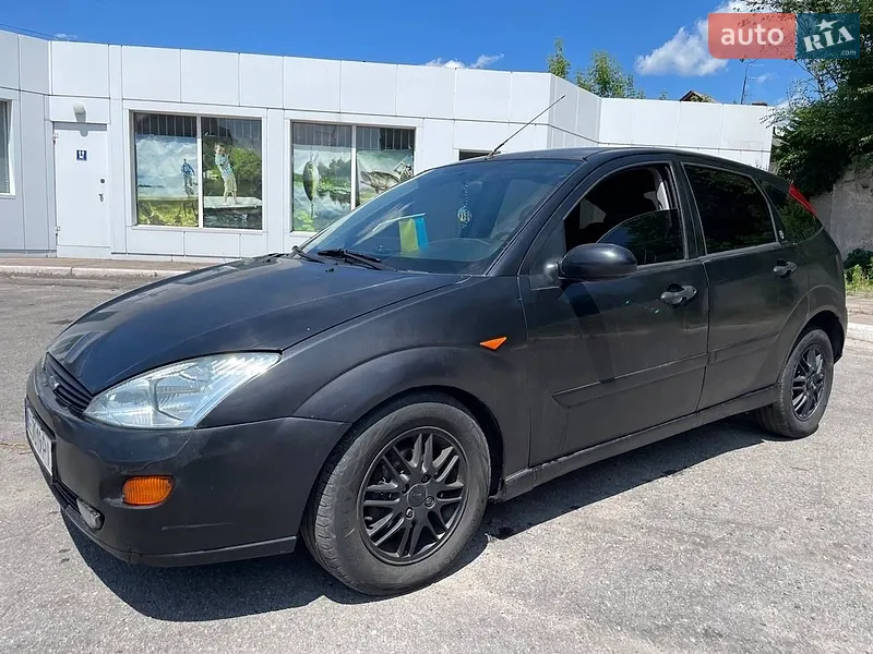 Ford Focus 2000