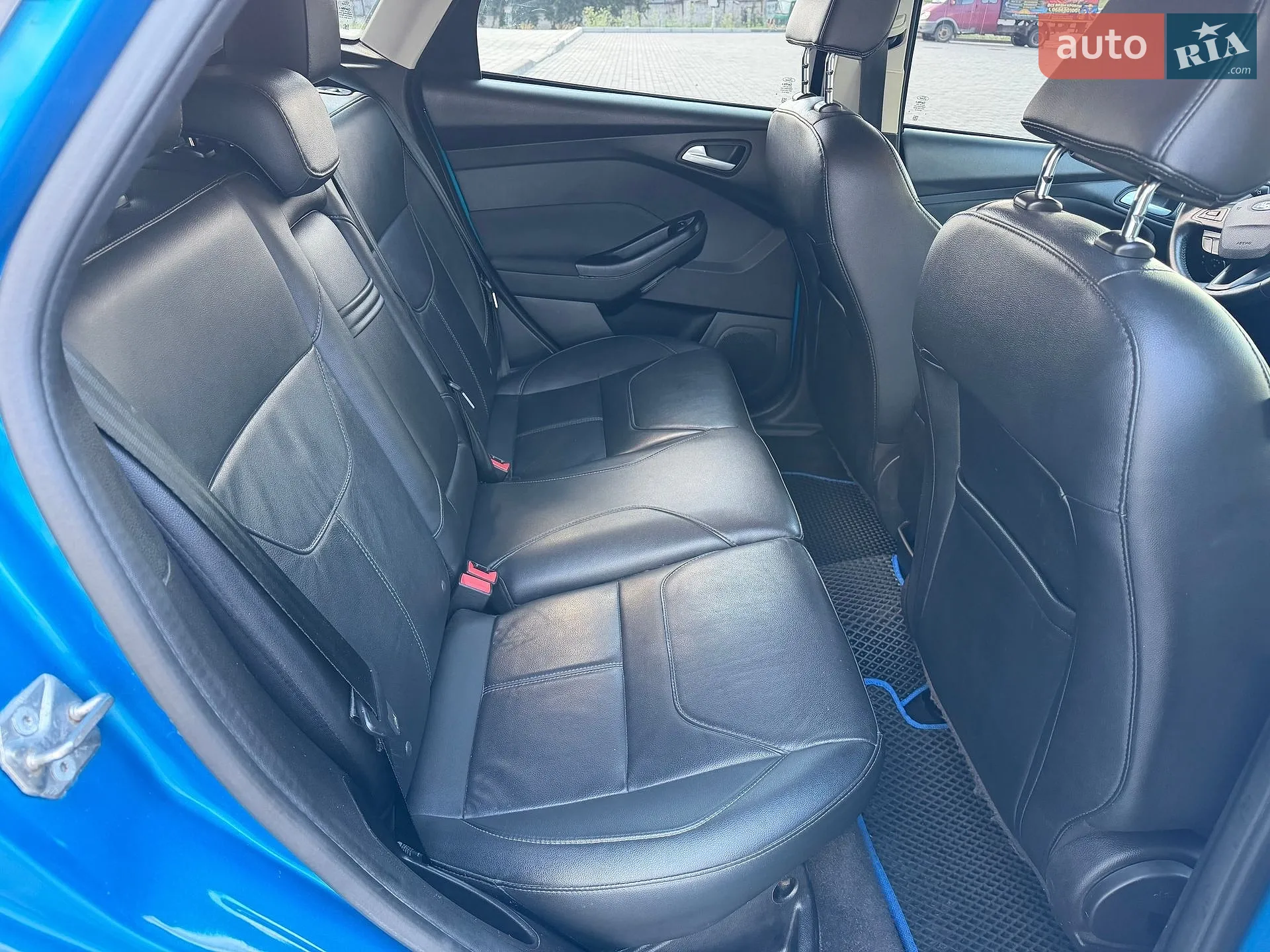 2015 Ford Focus - мініатюра 17