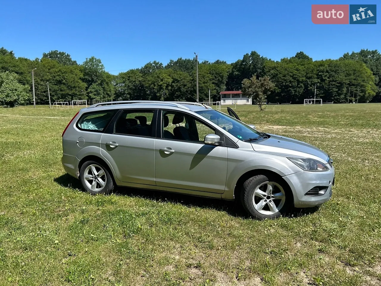 2010 Ford Focus - мініатюра 24