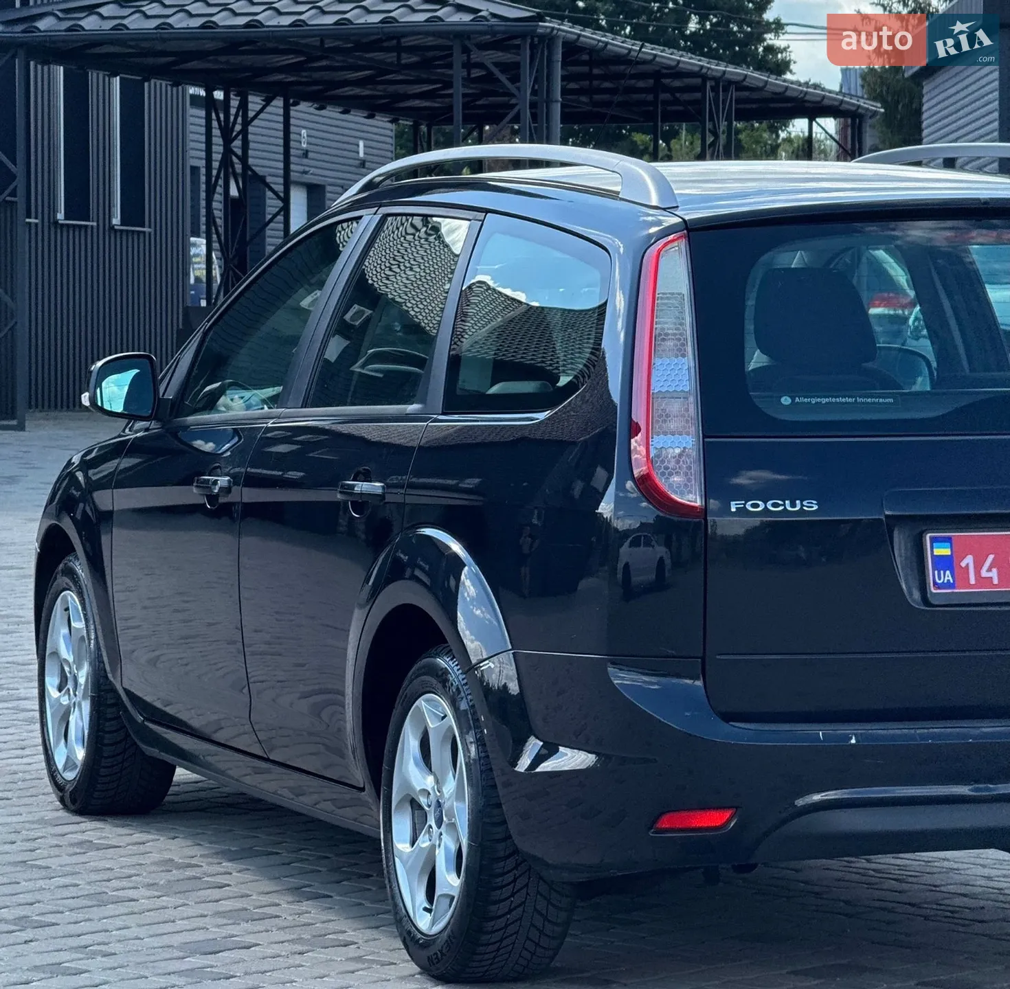 2010 Ford Focus - мініатюра 8