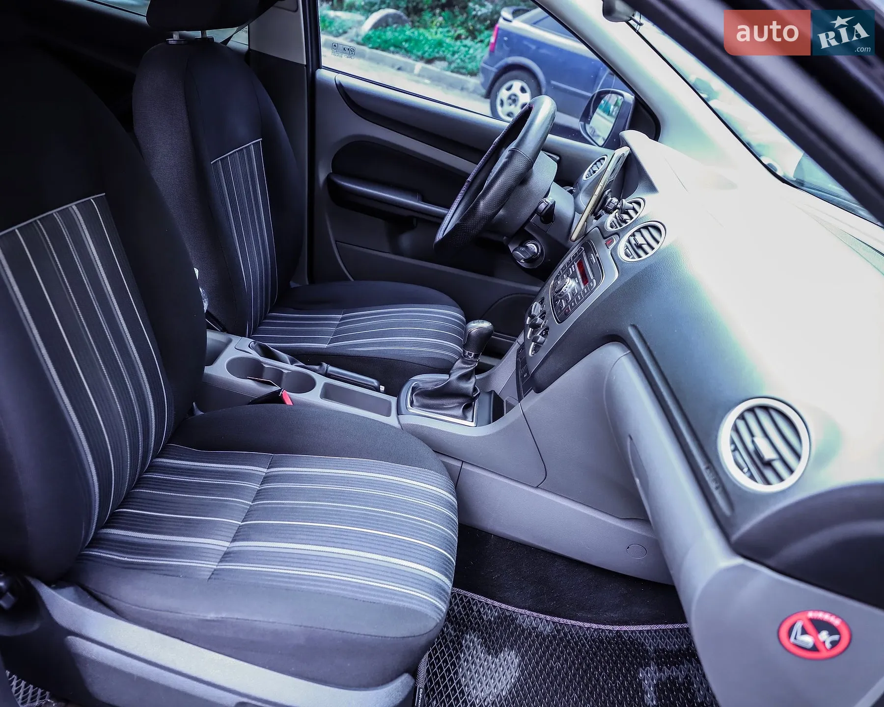 2011 Ford Focus - мініатюра 8