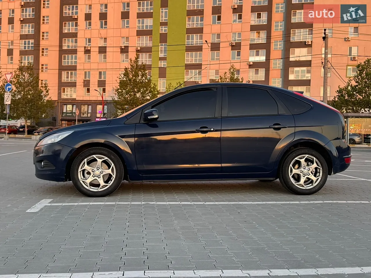 2010 Ford Focus - мініатюра 11