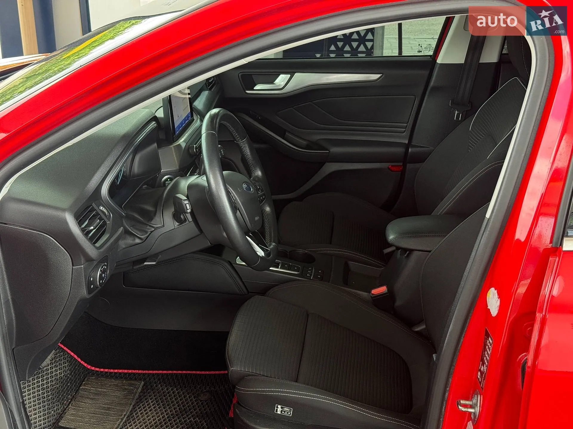 2020 Ford Focus - мініатюра 10