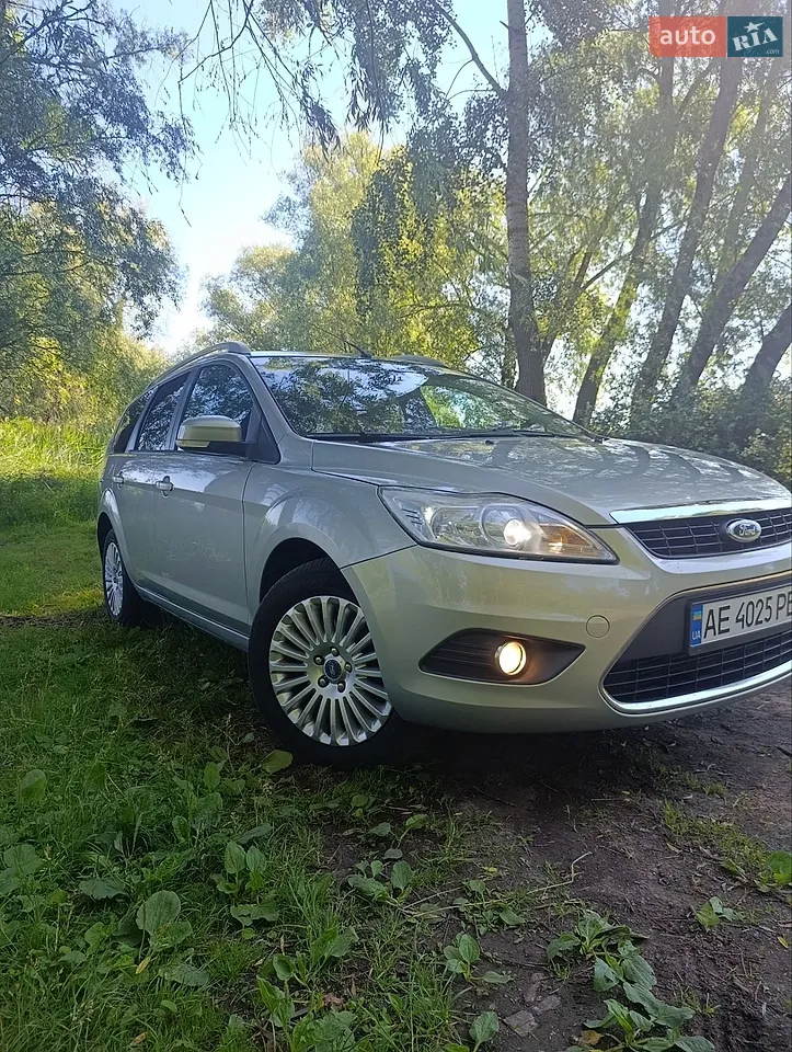 2010 Ford Focus - мініатюра 24