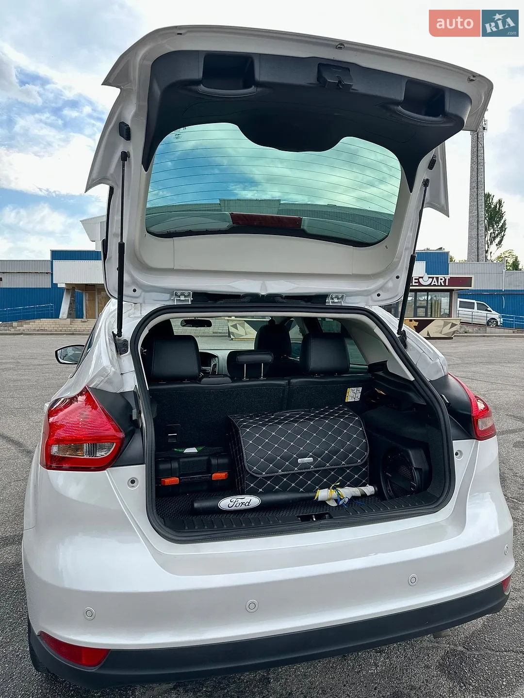 2017 Ford Focus - мініатюра 28