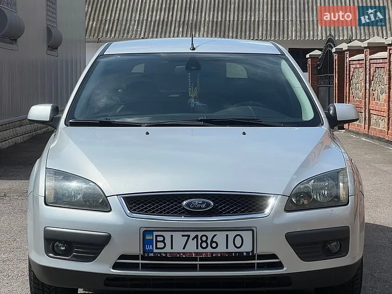 Ford Focus 2006 VIN WF0WXXGCDW6P63087 фото оголошення 2 з 39