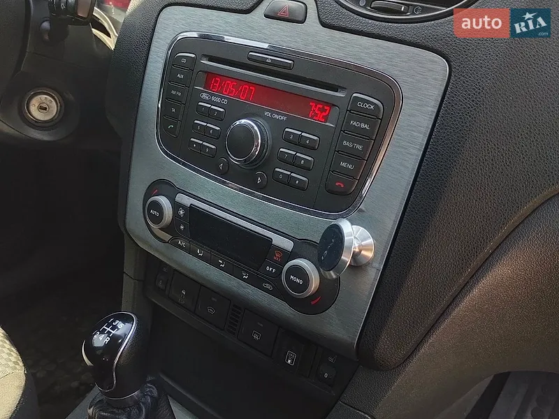 Ford Focus 2007 VIN WF0WXXGCDW7E73631 фото оголошення 9 з 51