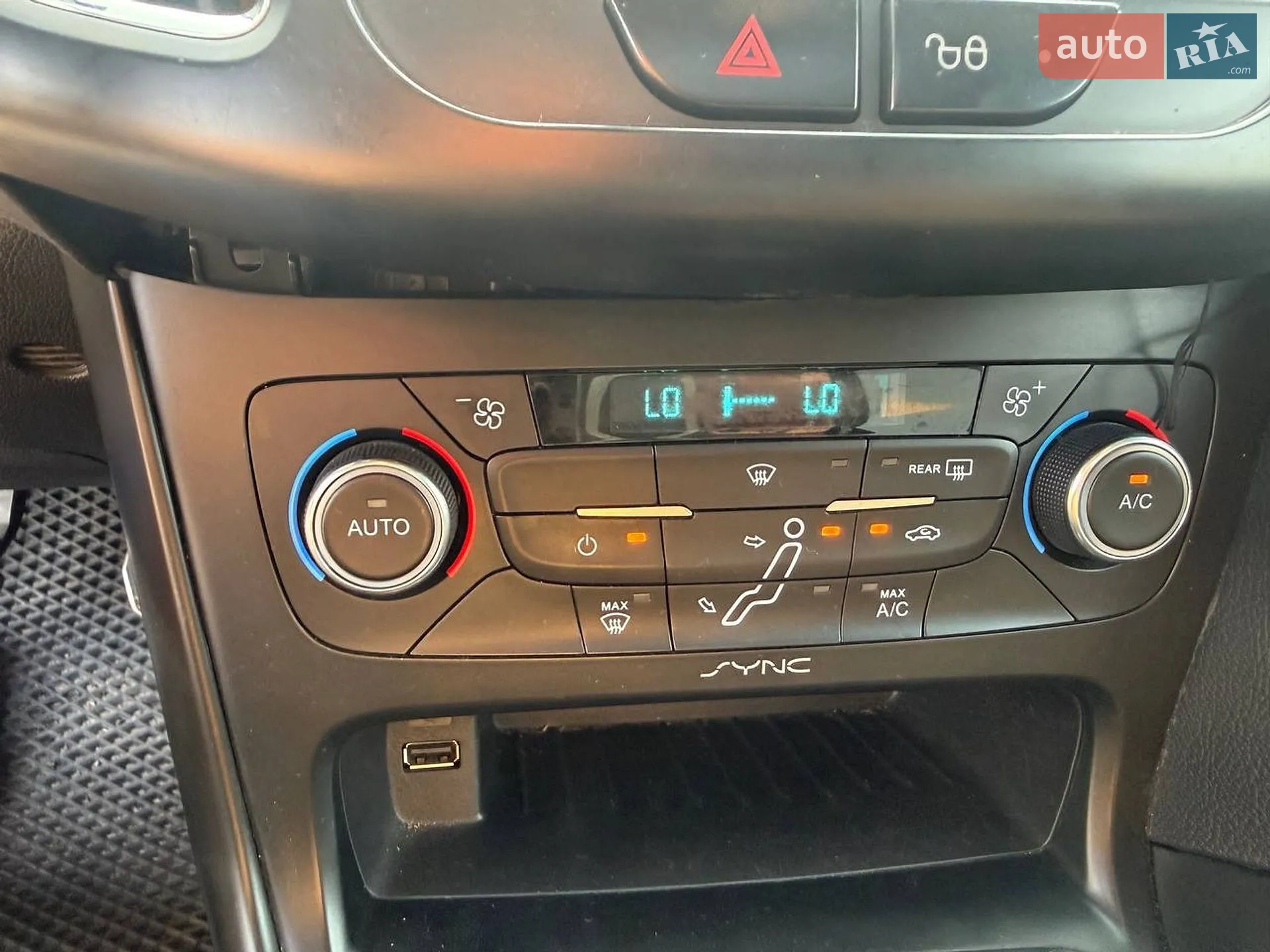 2016 Ford Focus - мініатюра 48