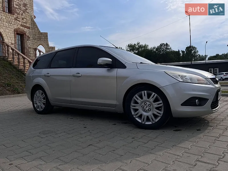 Ford Focus 2010 VIN WF0SXXGCDSAB21579 фото оголошення 2 з 46