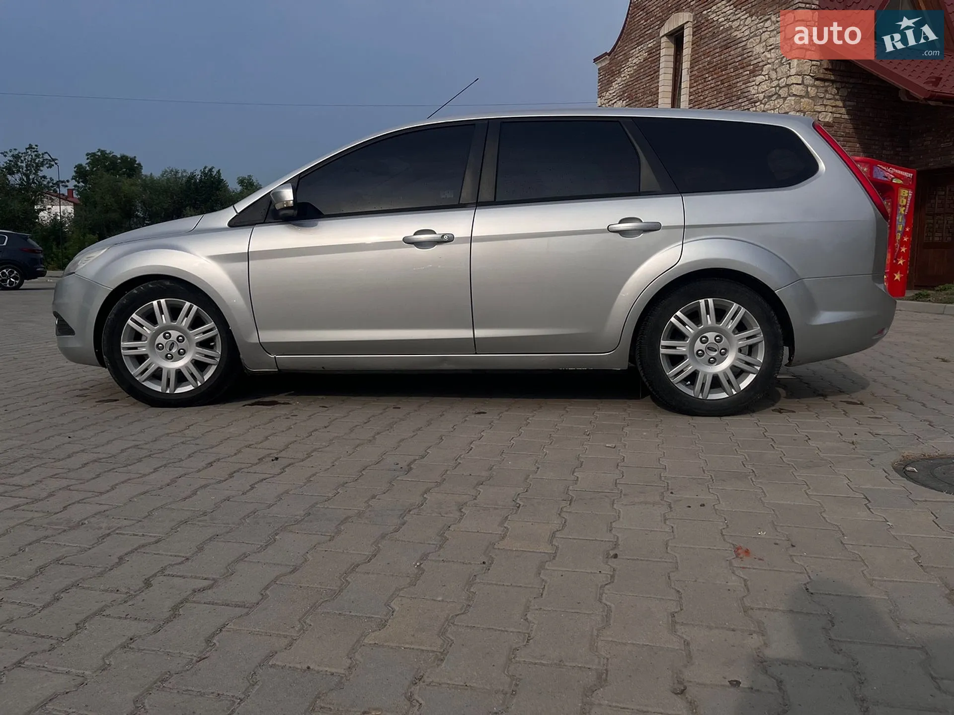 2010 Ford Focus - мініатюра 4