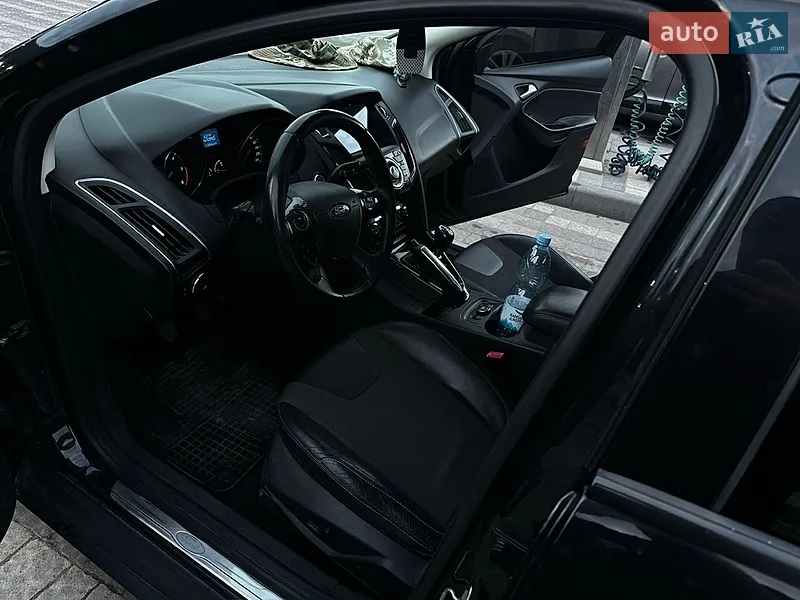Ford Focus 2011 VIN WF0KXXGCBKBY45189 фото оголошення 13 з 65