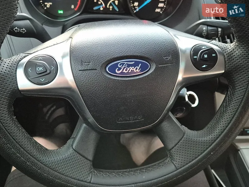 Ford Focus 2011 VIN WF0KXXGCBKBK72615 фото оголошення 27 з 77