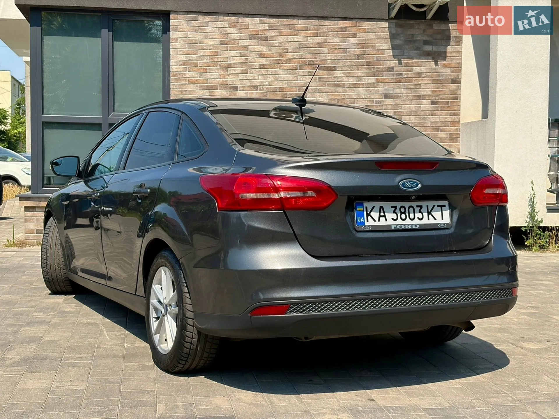 2017 Ford Focus - мініатюра 9