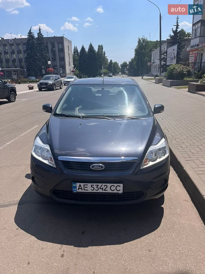 2010 Ford Focus - мініатюра 21