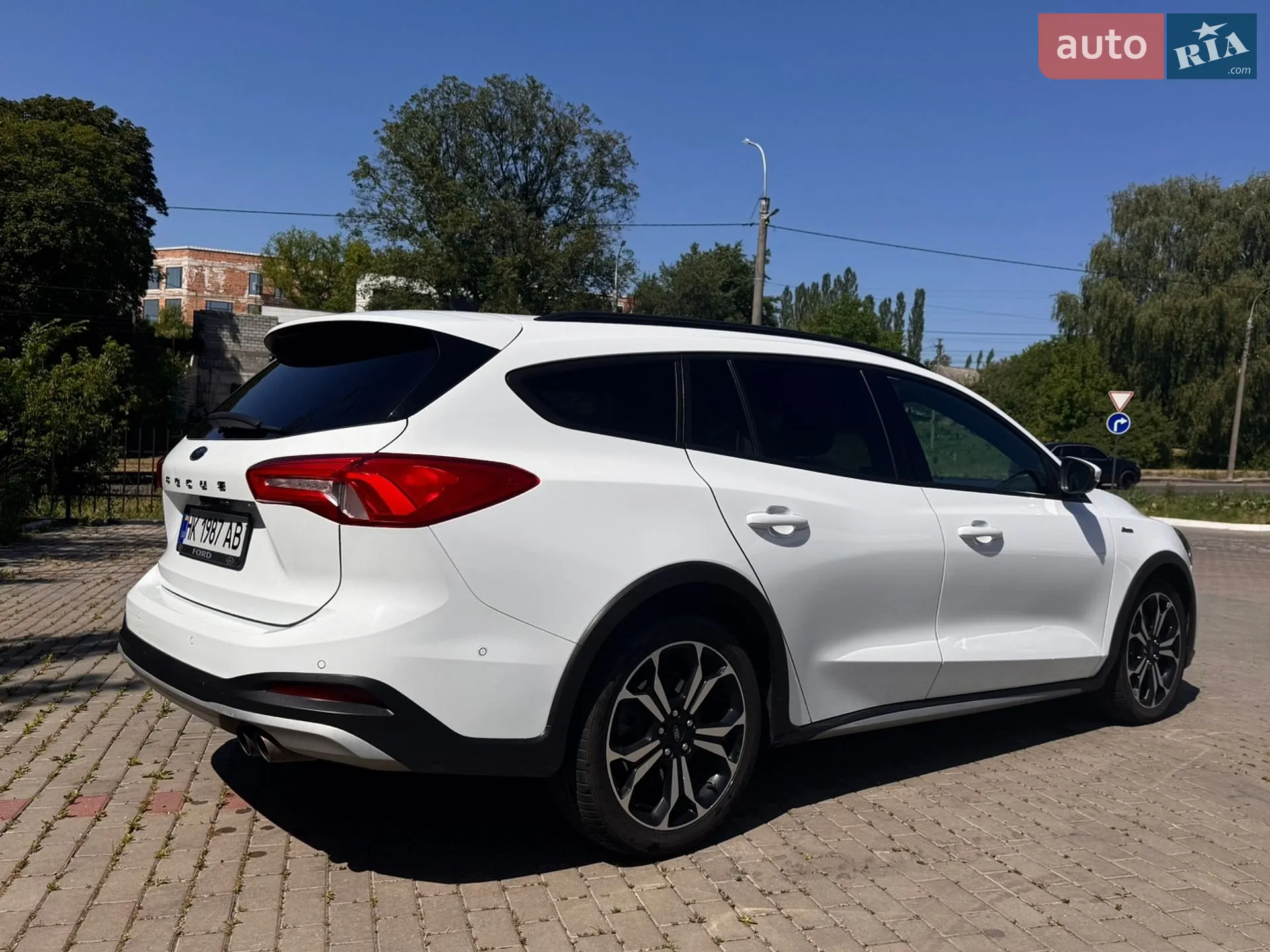 2020 Ford Focus - мініатюра 8