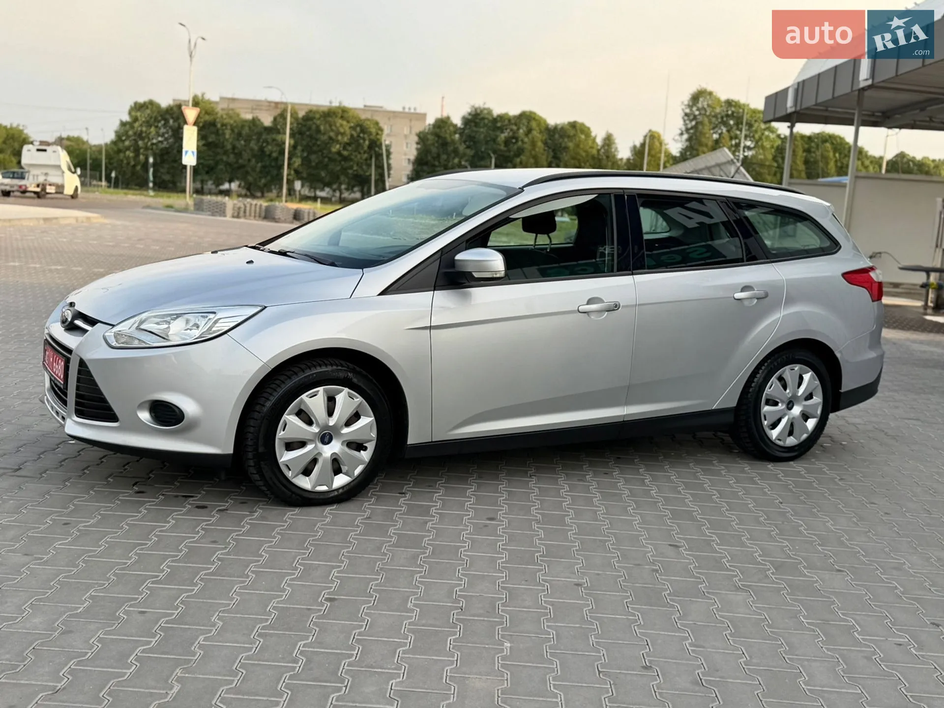 2011 Ford Focus - мініатюра 9