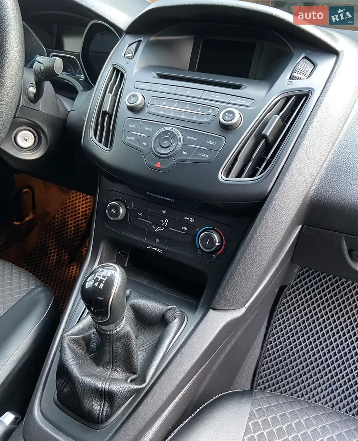 2015 Ford Focus - мініатюра 26