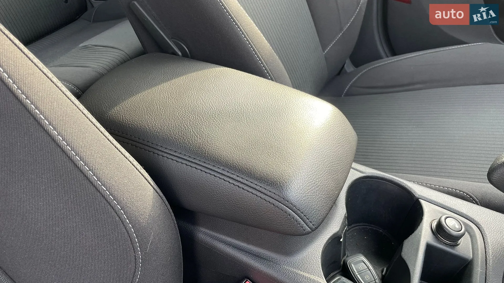 2012 Ford Focus - мініатюра 28