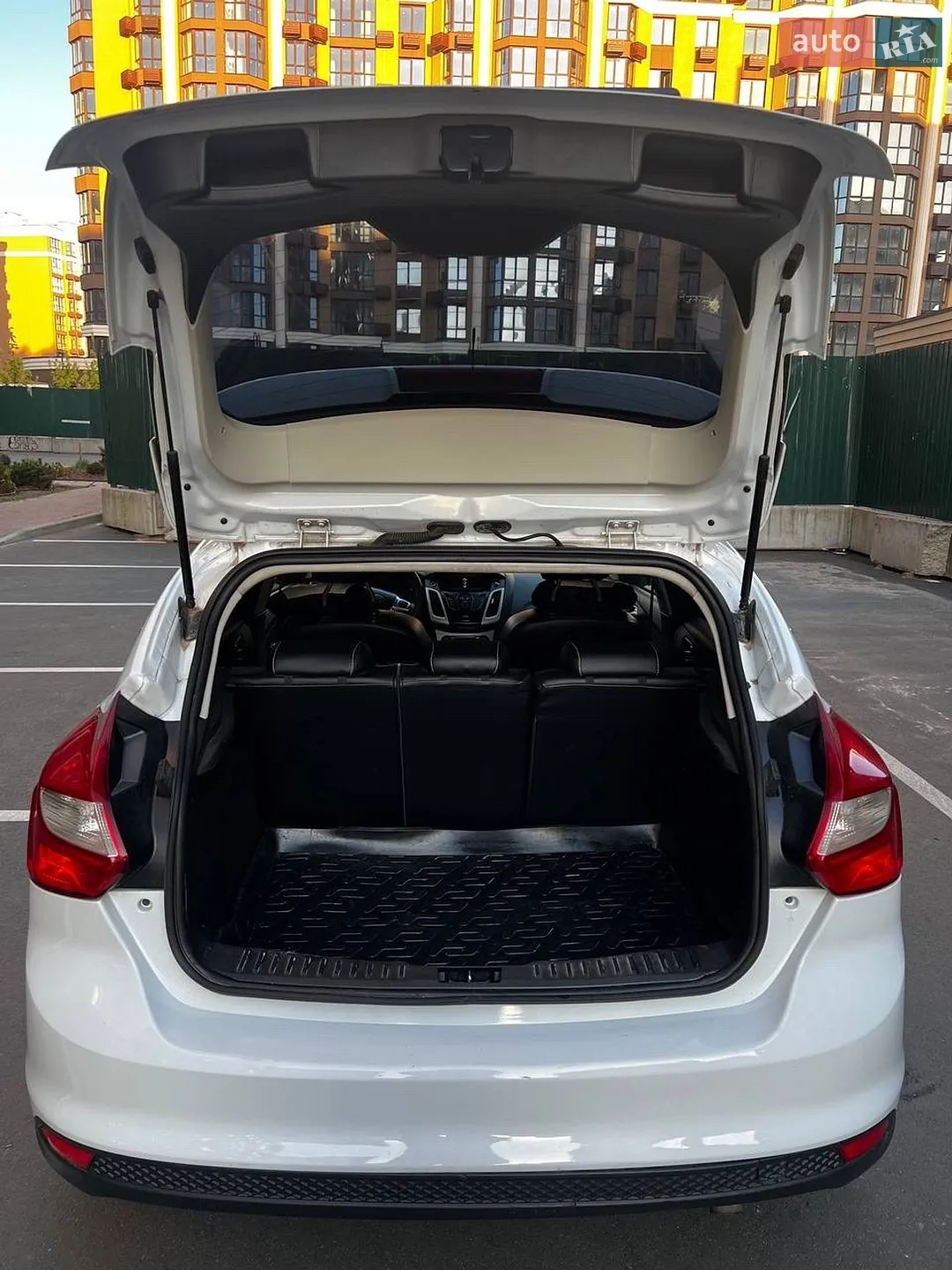 2011 Ford Focus - мініатюра 8