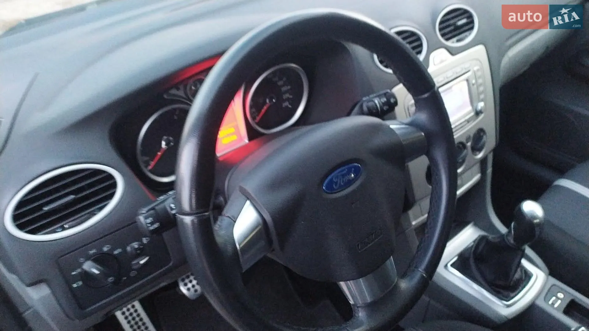 2010 Ford Focus - мініатюра 8