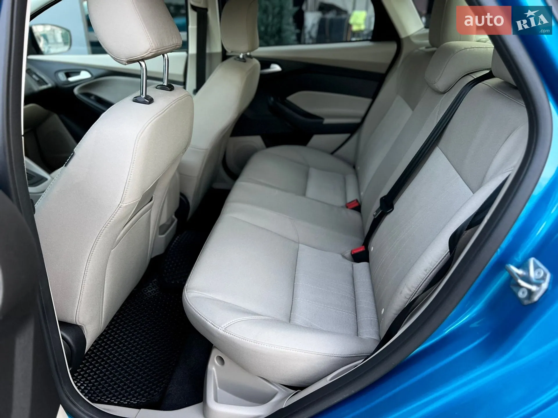 2017 Ford Focus - мініатюра 8