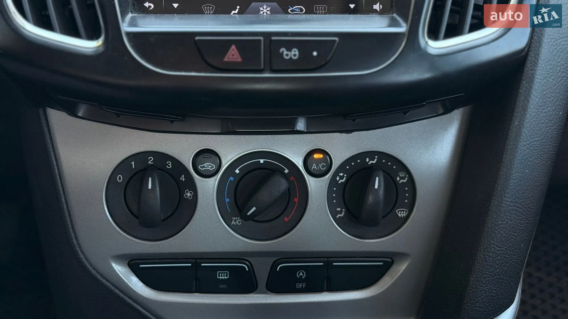 2013 Ford Focus - мініатюра 23