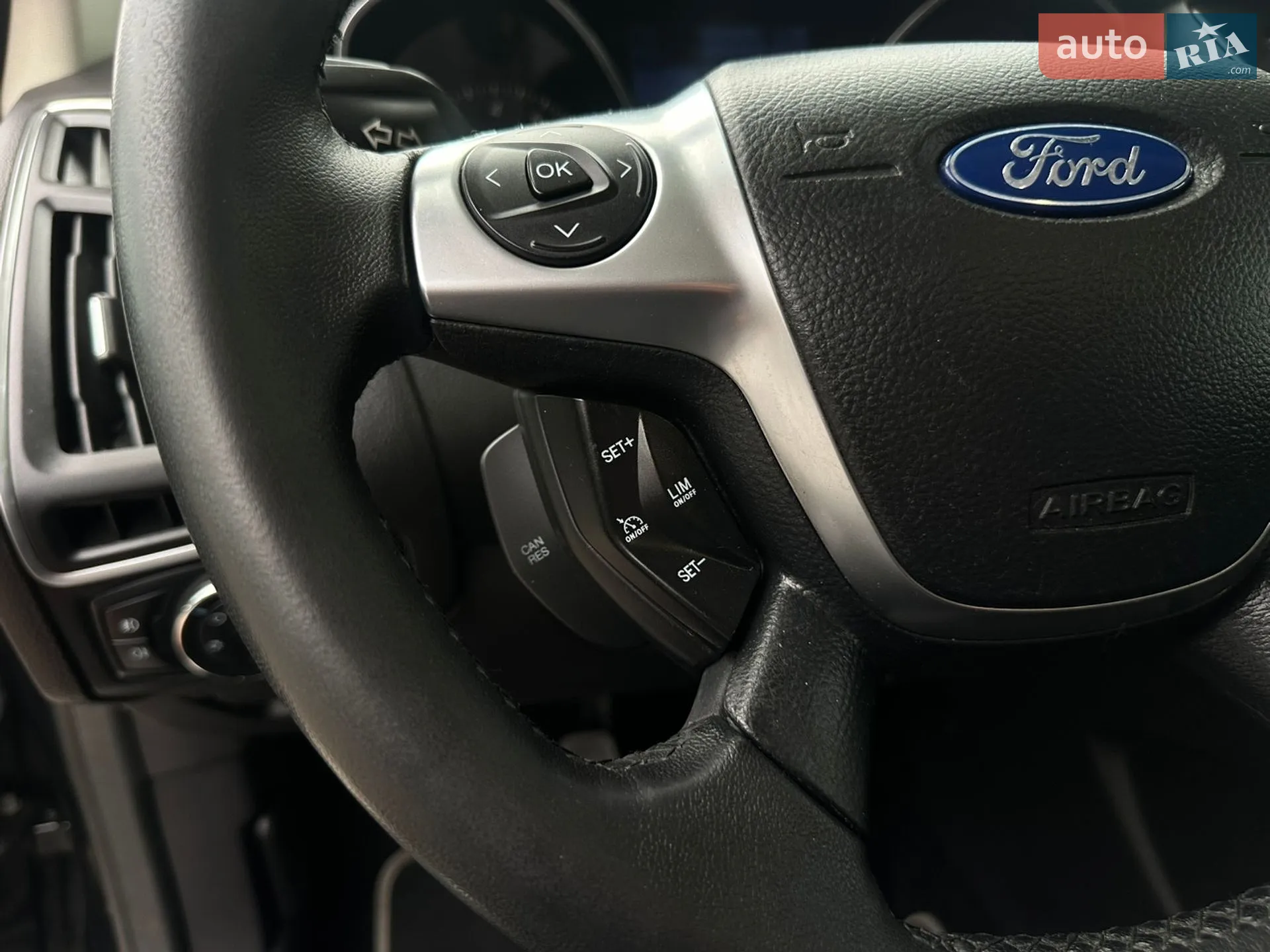 2011 Ford Focus - мініатюра 31