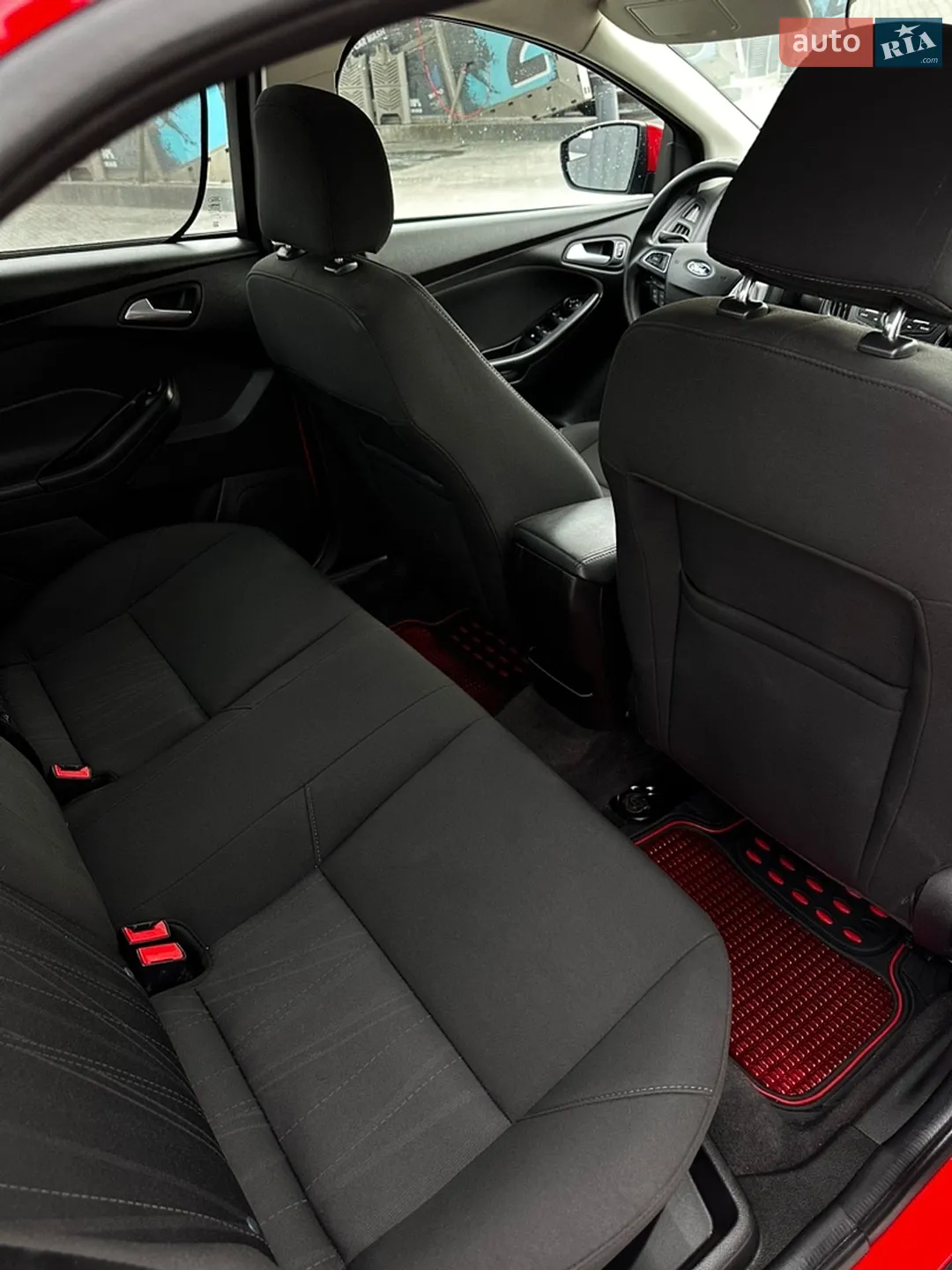 2015 Ford Focus - мініатюра 13
