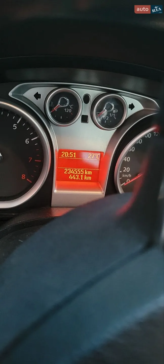 2010 Ford Focus - мініатюра 15