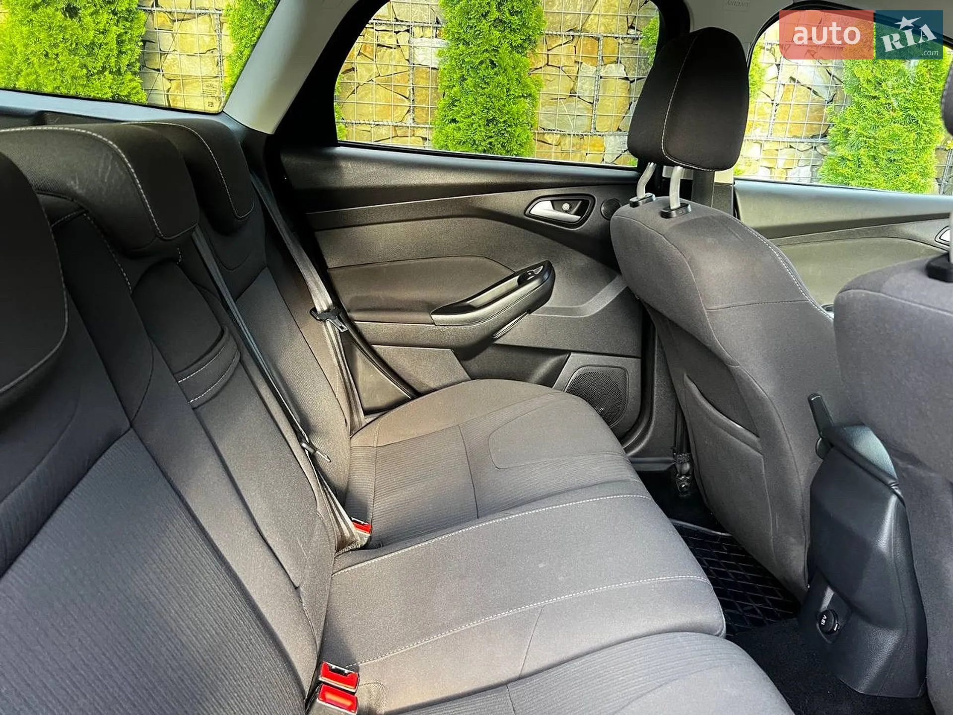 2011 Ford Focus - мініатюра 32
