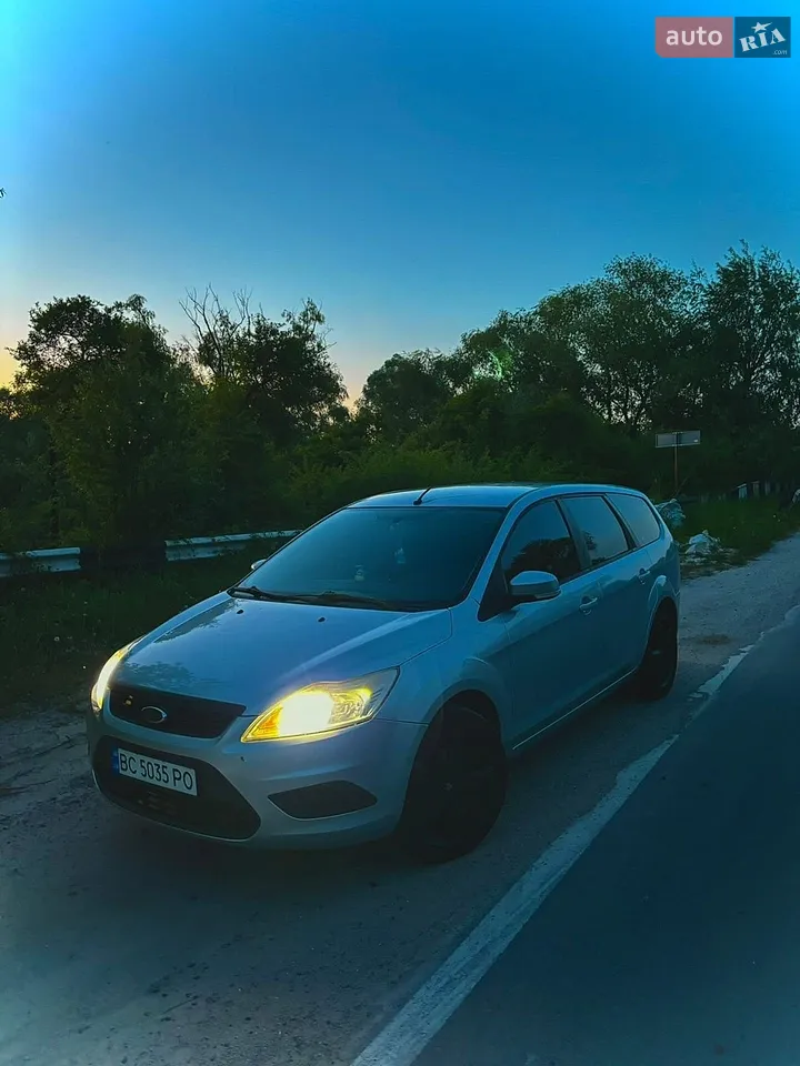 2010 Ford Focus - мініатюра 26