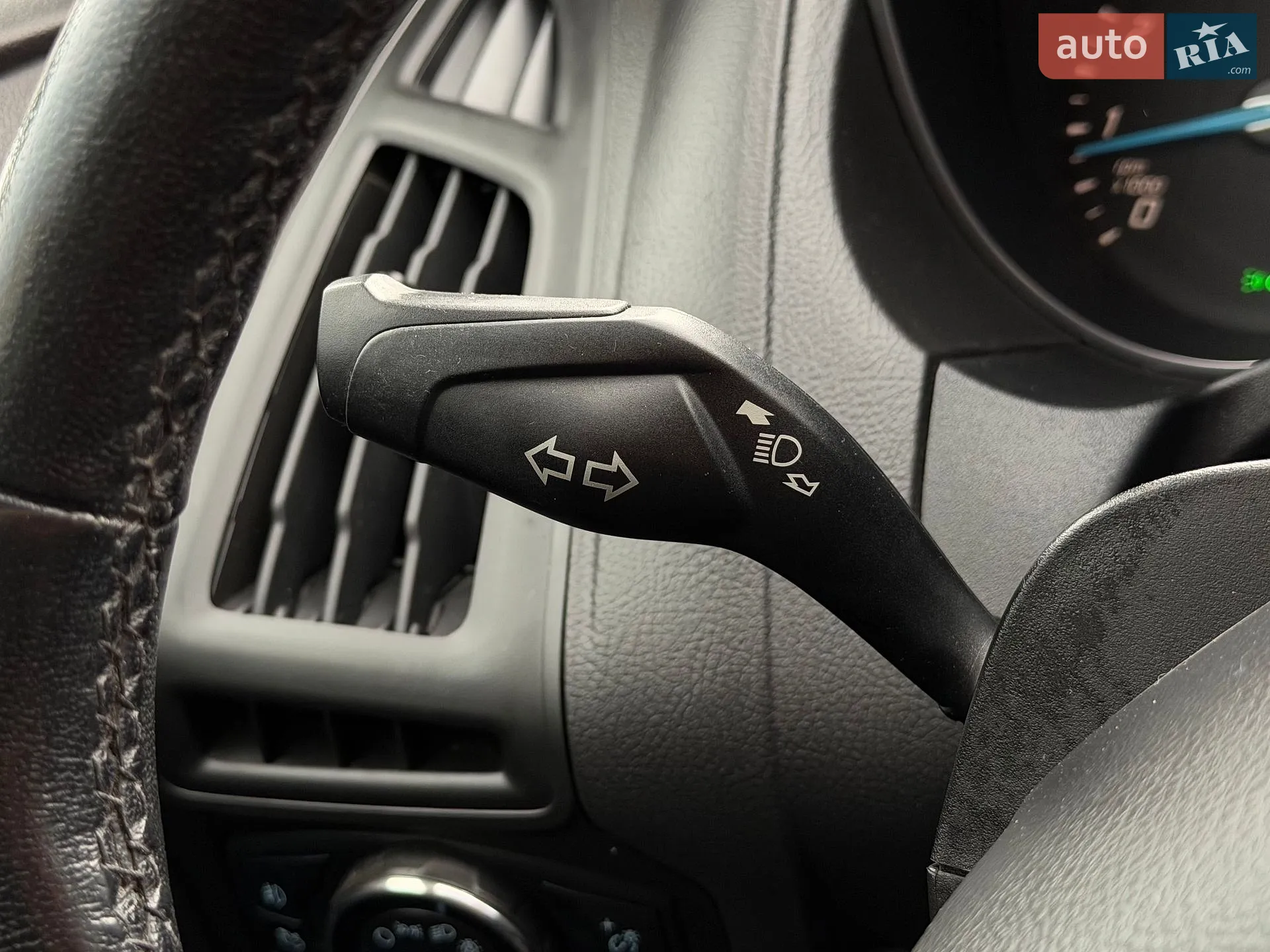 2013 Ford Focus - мініатюра 38
