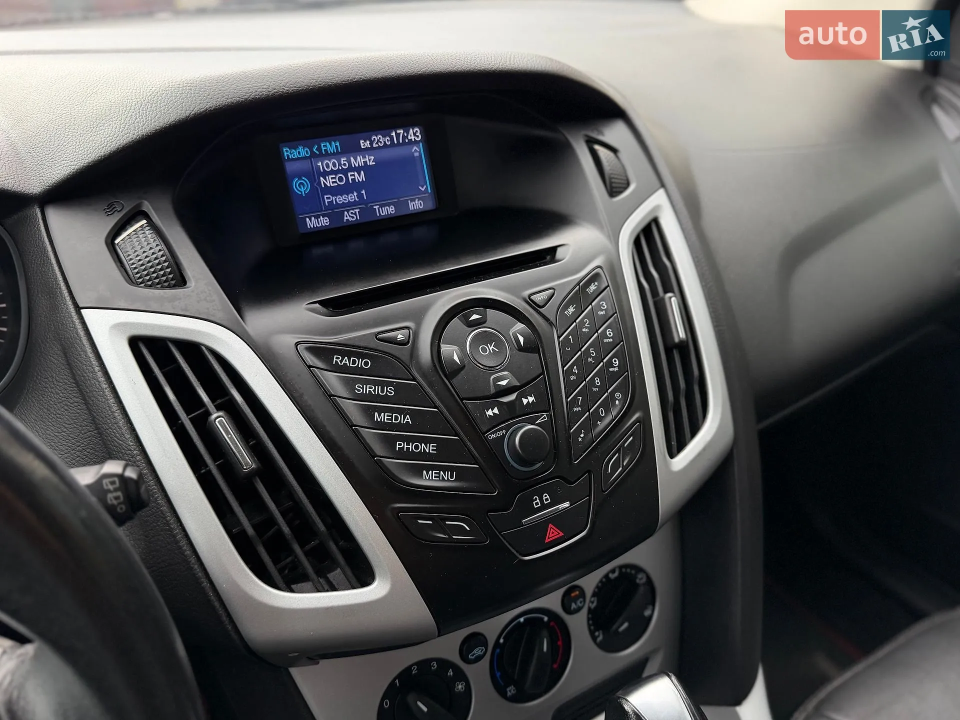 2013 Ford Focus - мініатюра 41
