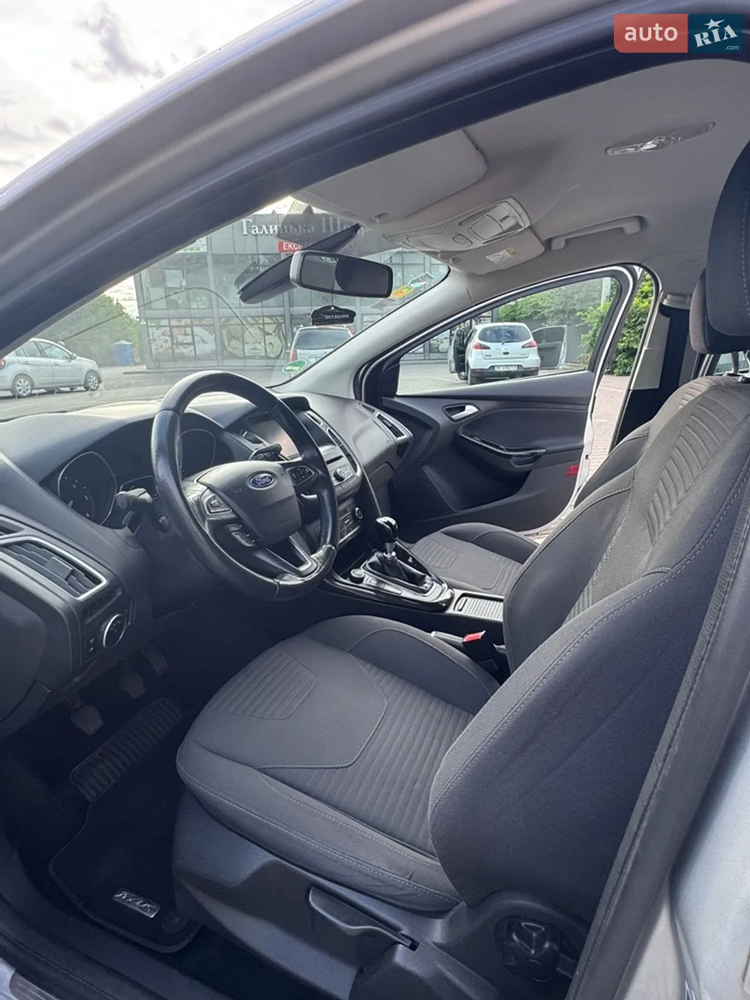 2015 Ford Focus - мініатюра 28