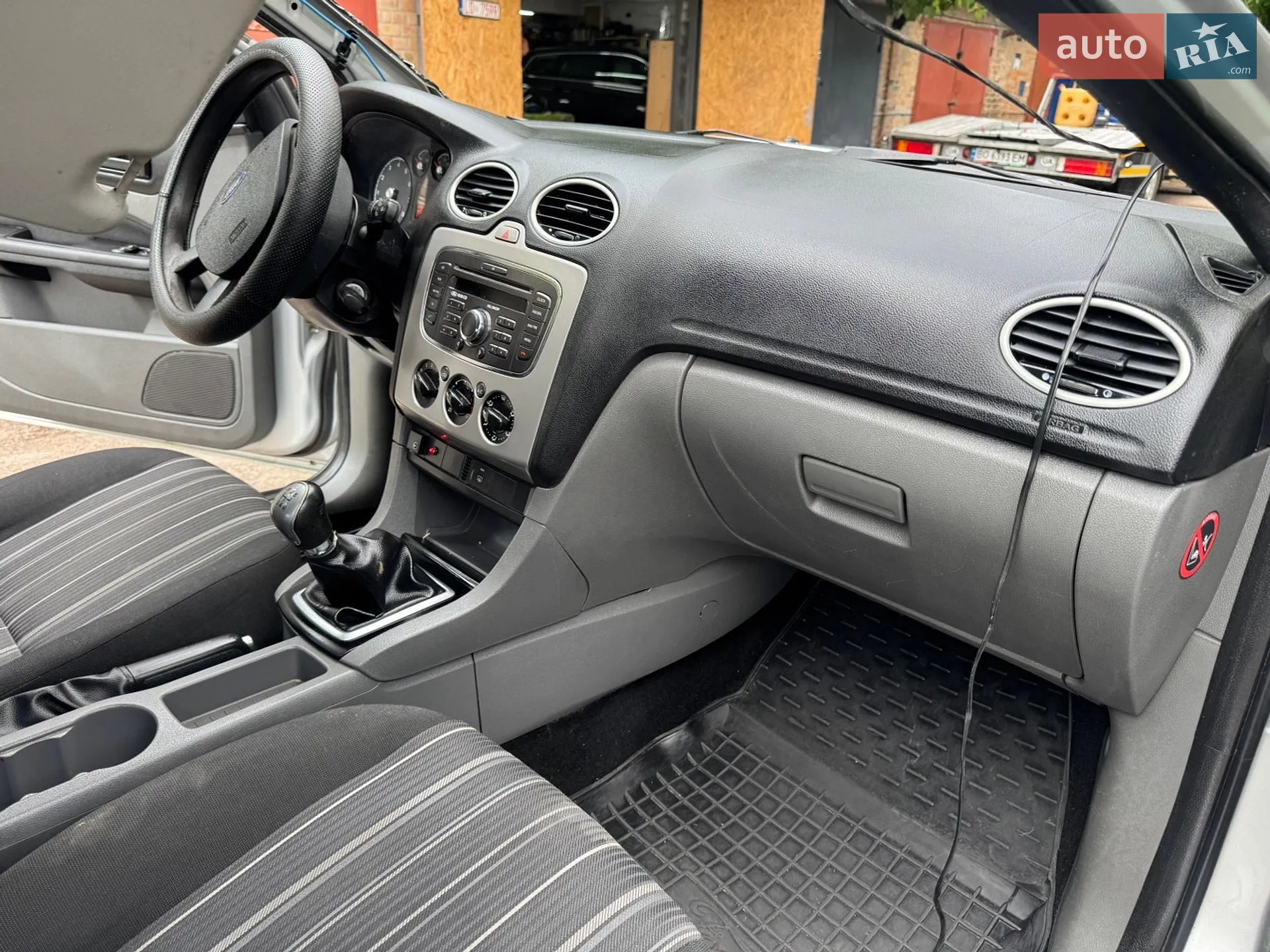 2011 Ford Focus - мініатюра 26