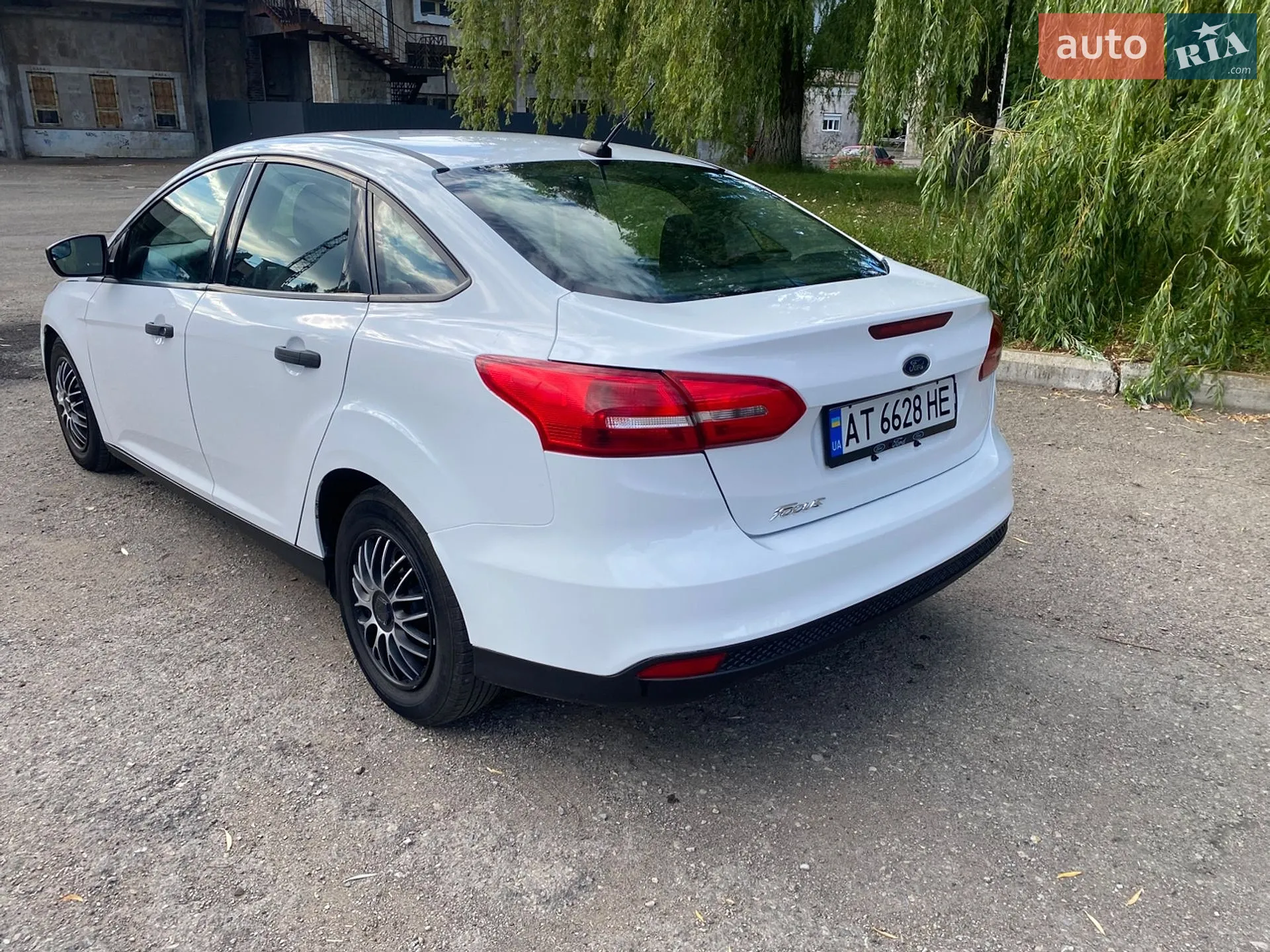 2018 Ford Focus - мініатюра 16