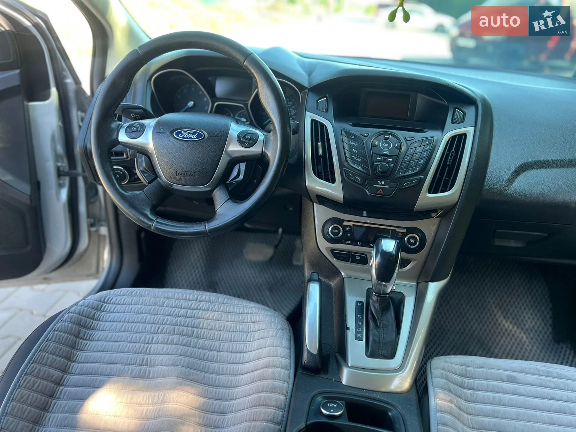 2012 Ford Focus - мініатюра 10