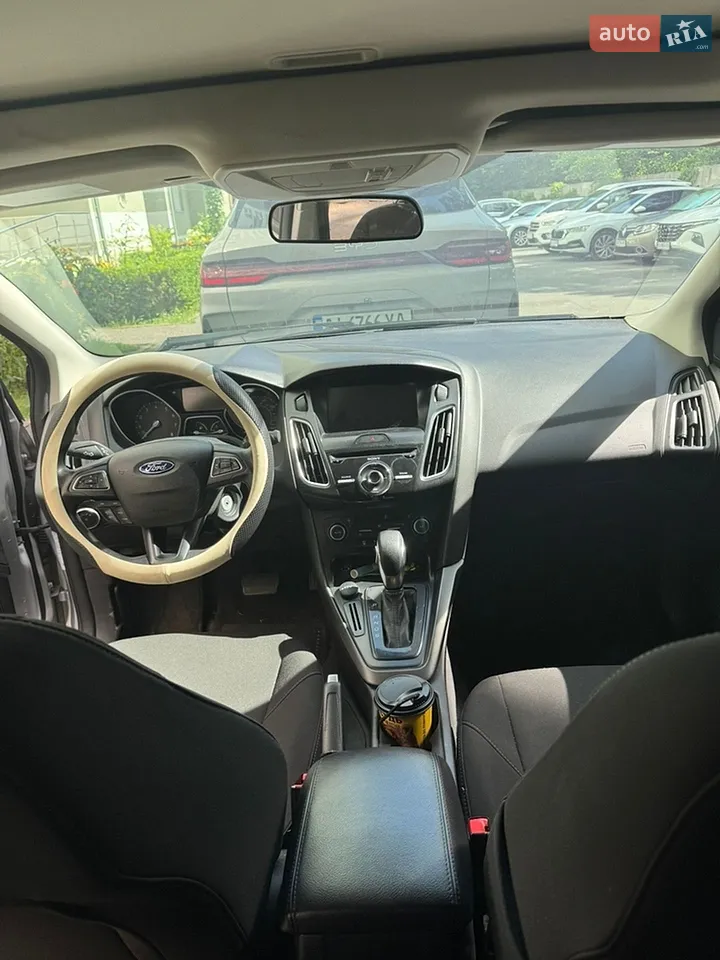 2017 Ford Focus - мініатюра 10