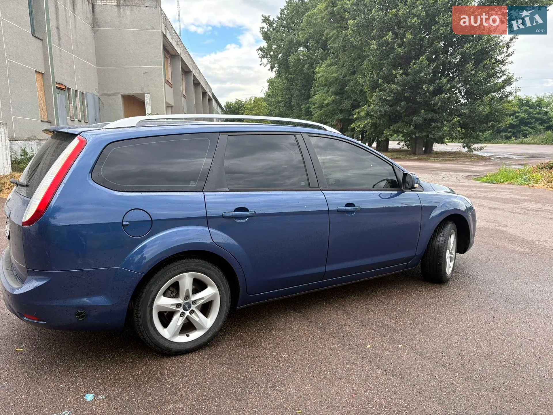 2010 Ford Focus - мініатюра 4