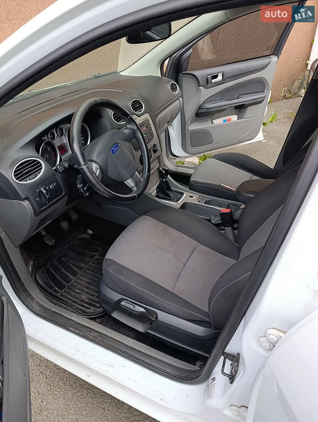 2011 Ford Focus - мініатюра 7