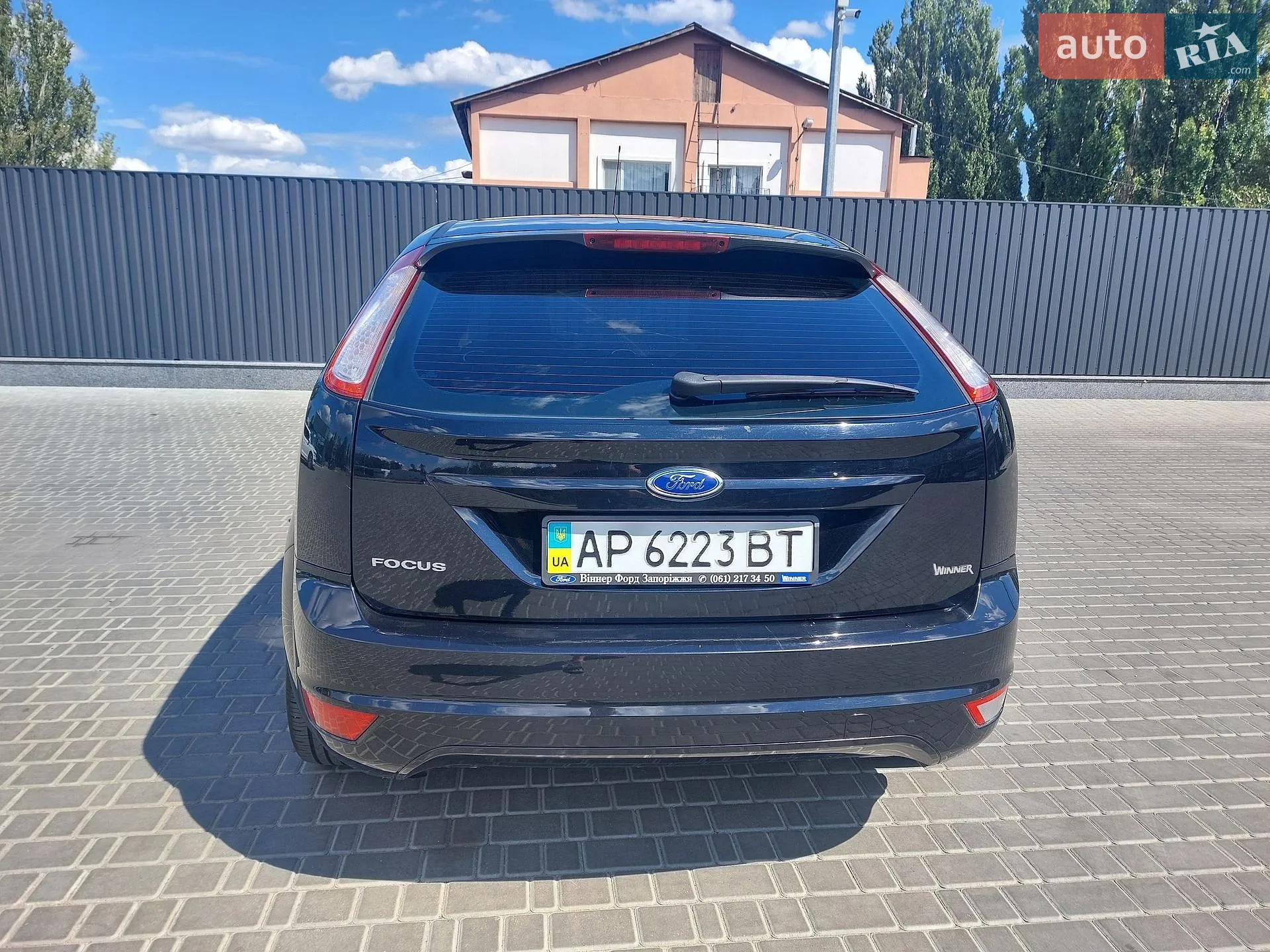 2010 Ford Focus - мініатюра 9