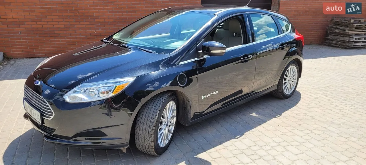2012 Ford Focus - мініатюра 16