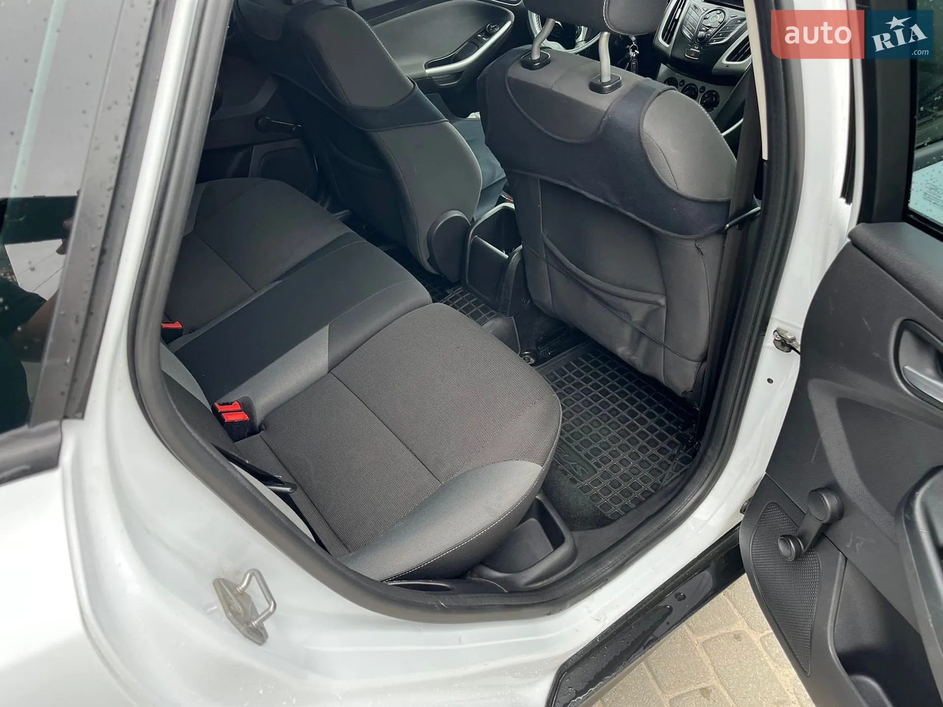 2013 Ford Focus - мініатюра 22
