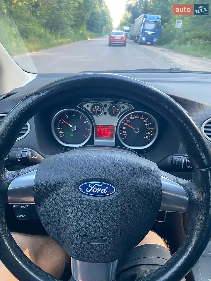2010 Ford Focus - мініатюра 24