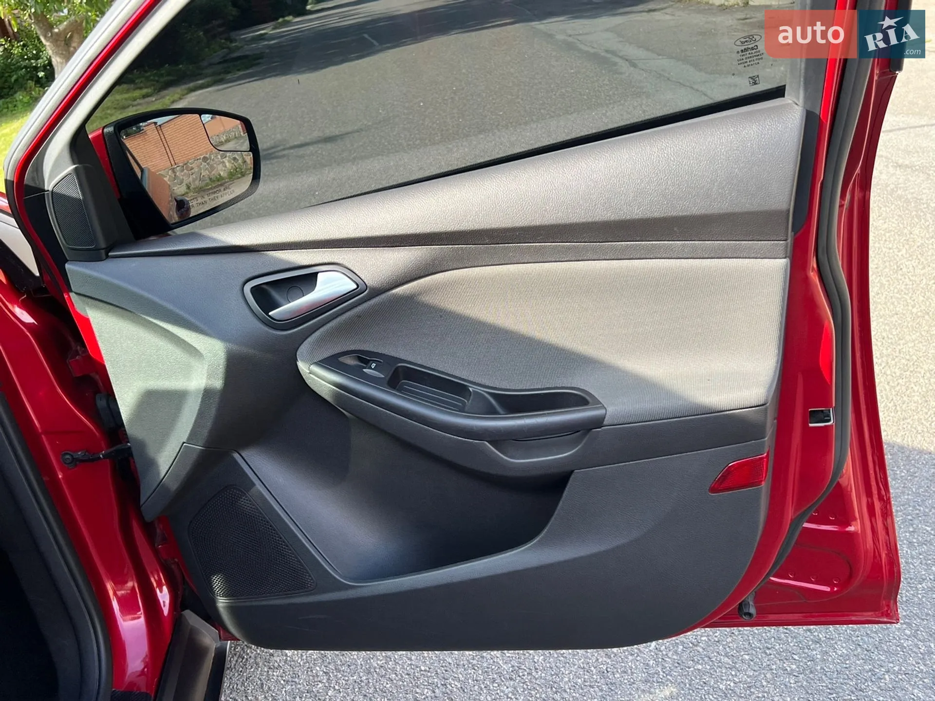 2011 Ford Focus - мініатюра 20