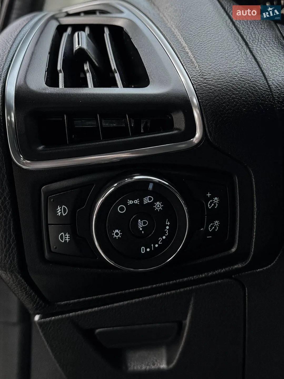 2013 Ford Focus - мініатюра 24