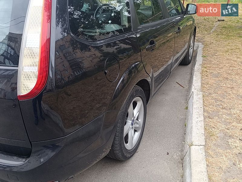 Універсал Ford Focus 2010 в Шепетівці